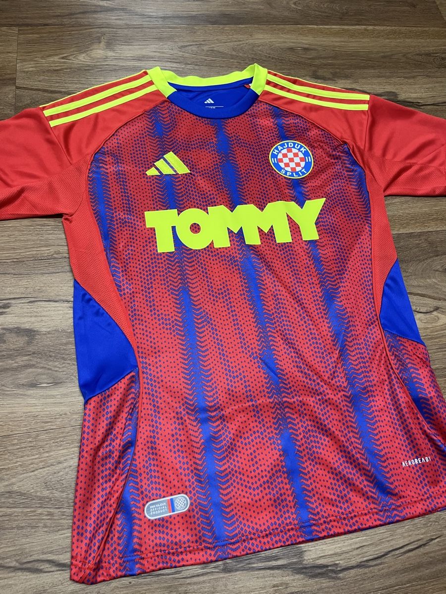 Adidas Canottiere & Pantaloni: Hajduk Split Trikot 25/26 away – Usato da Sursee venduto da dok_bz9b