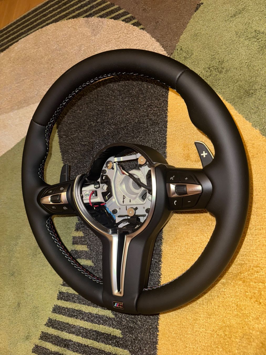 BMW Alle Autoersatzteile: BMW M Lederlenkrad **AUF LAGER** – Neu und originalverpackt aus Oensingen von custom_lenkraeder 2