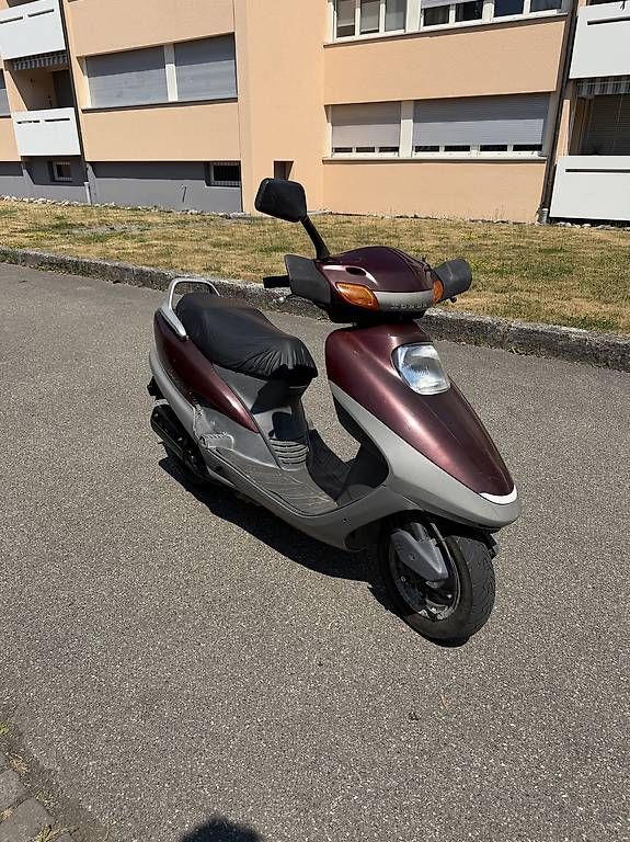 Scooter: Honda Spacy 1999 – Usato da Utzenstorf venduto da _.itallenny07._