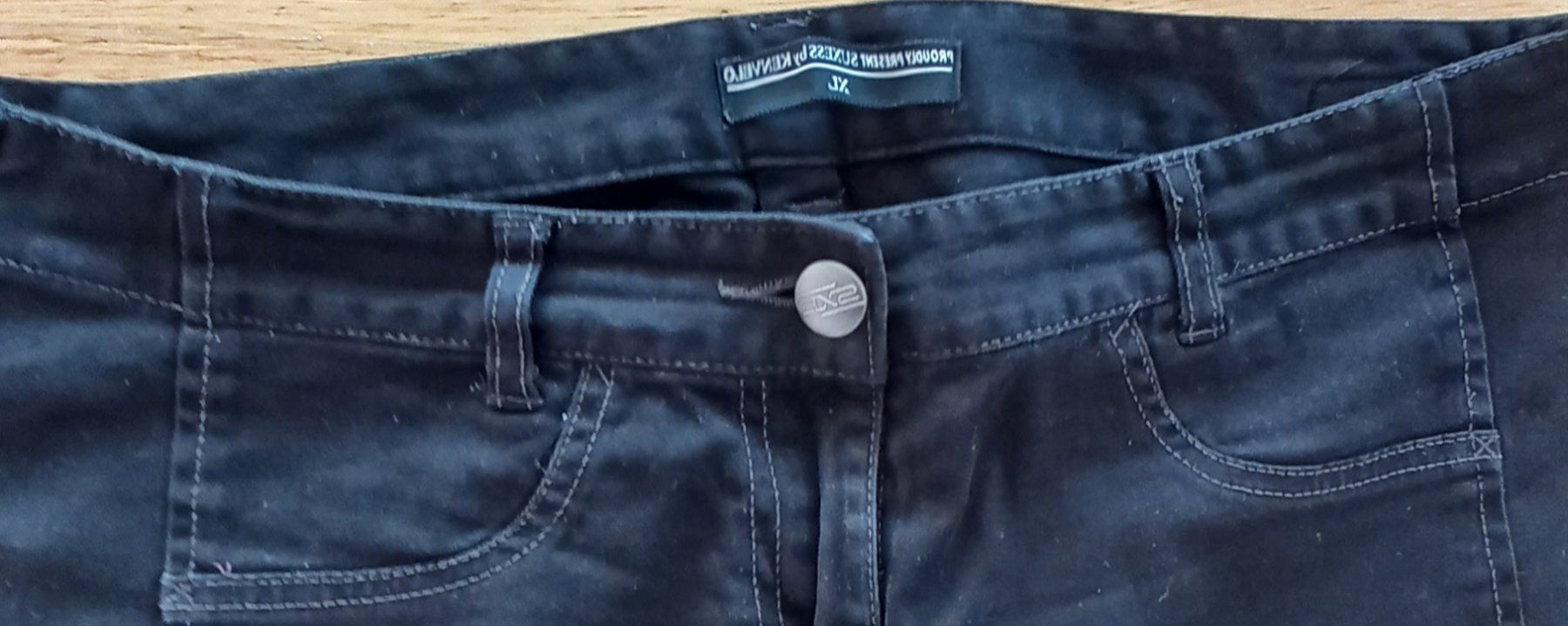 Jeans: 3 Damen Jeans Gr. XL – Usato da Thayngen venduto da andielsener 3