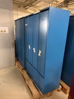 Garderobenschrank