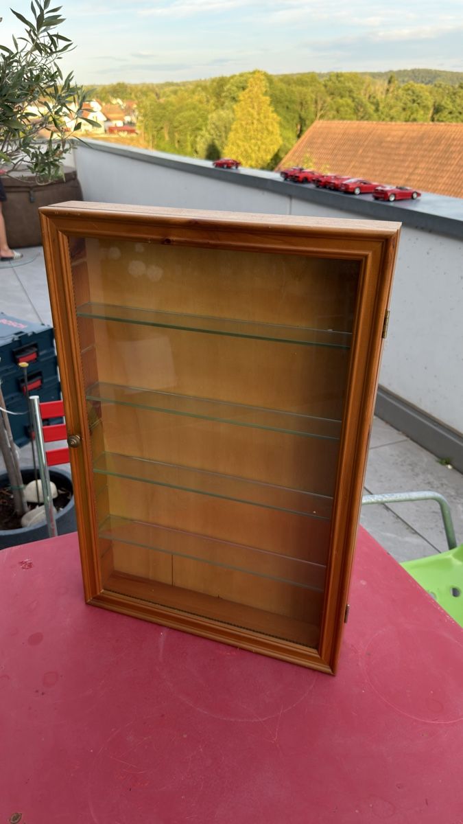 Vitrinen: Vitrine Holz mit 5 Glasböden  – Gebraucht aus Wolfwil von Poulet60