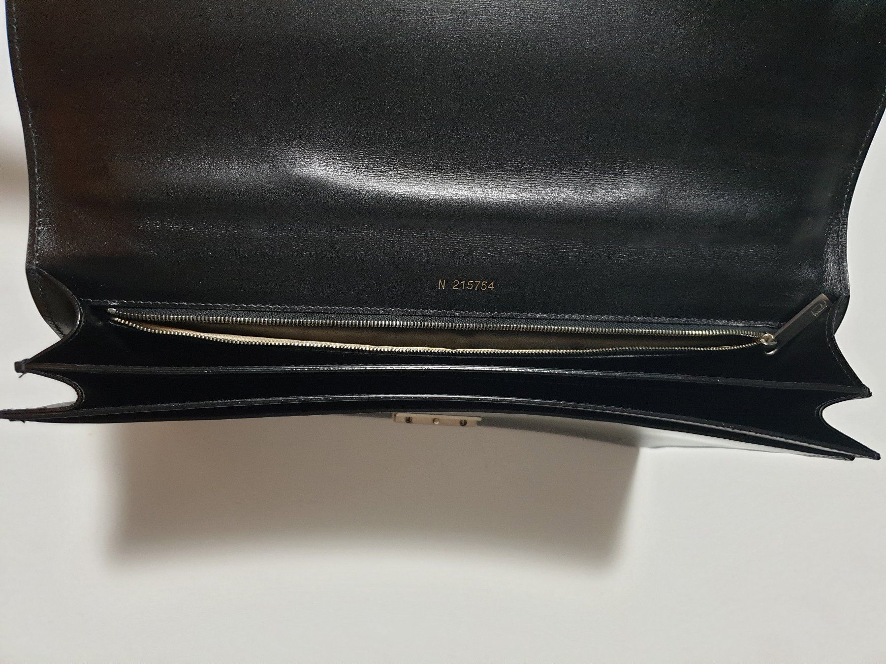 Taschen: Valextra - Porta Documenti in pelle nera come nuova – Gebraucht aus Caslano von rob_w2fm 6