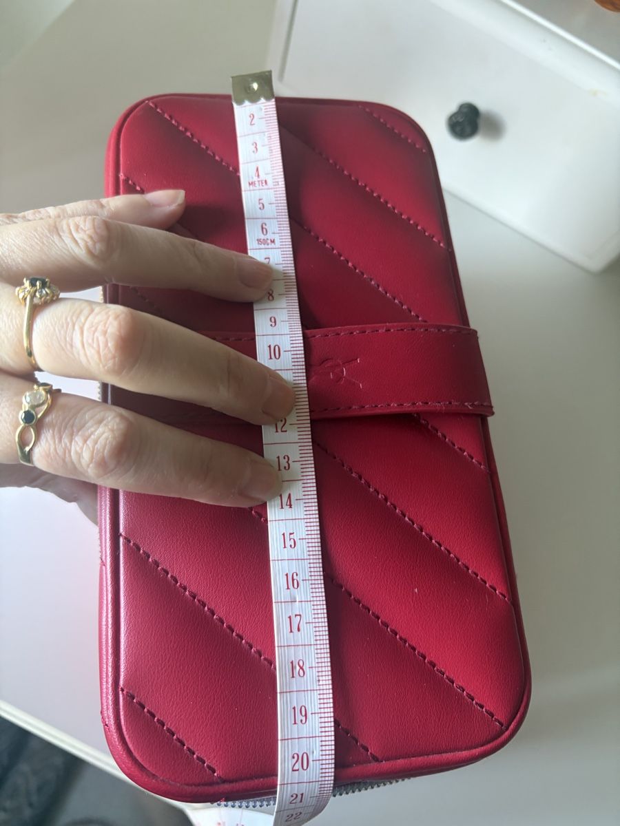 Saint Laurent Custodie per cosmetici: Ysl Beautycase  – Usato da Basel venduto da Brunner.T 8