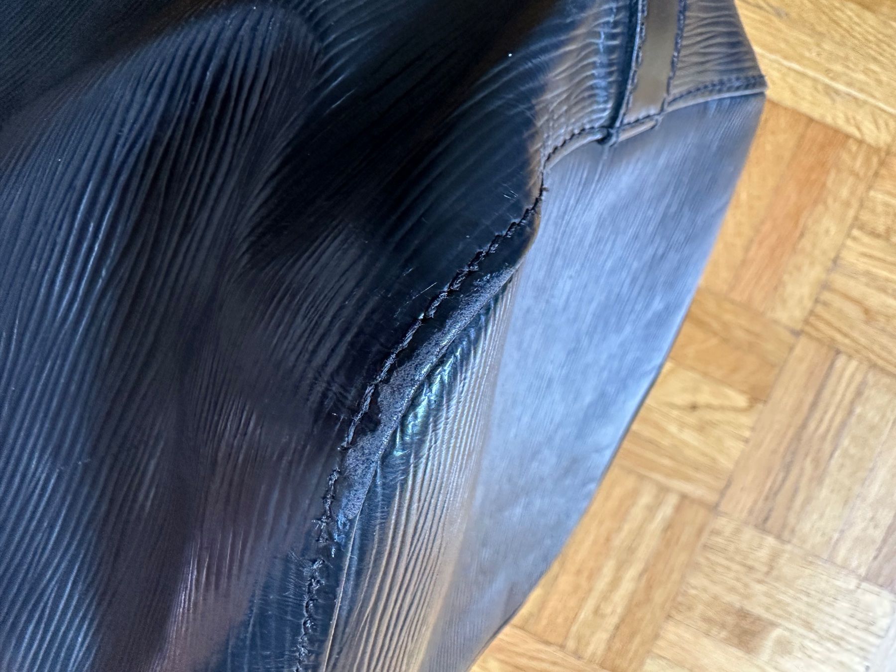 Louis Vuitton Borse da donna: Louis Vuitton Petit Sac Noé Epi – Usato da Zürich venduto da yacay 6
