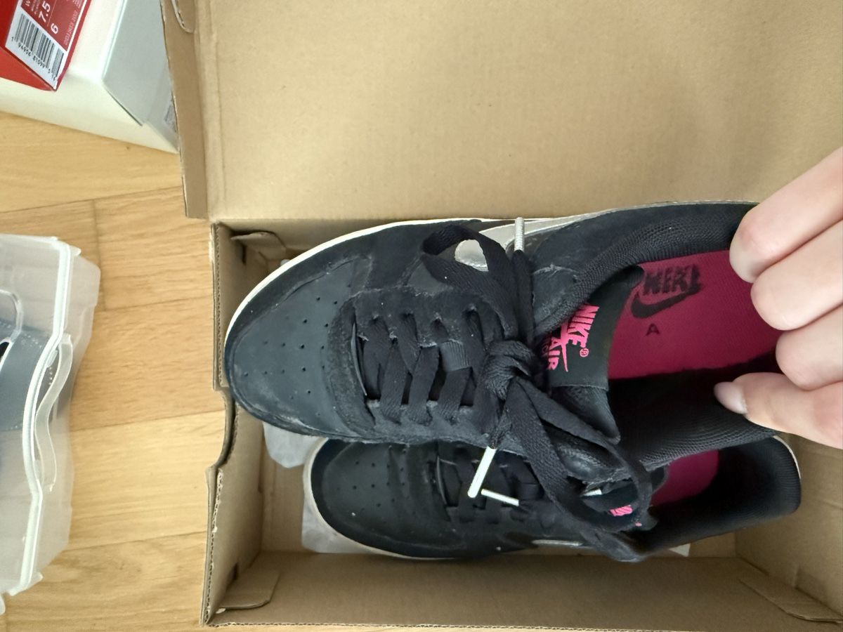 Nike Scarpe da donna: Nike Sneaker Damen Grösse 38 – Usato da Winterthur venduto da yar_dpp8 1