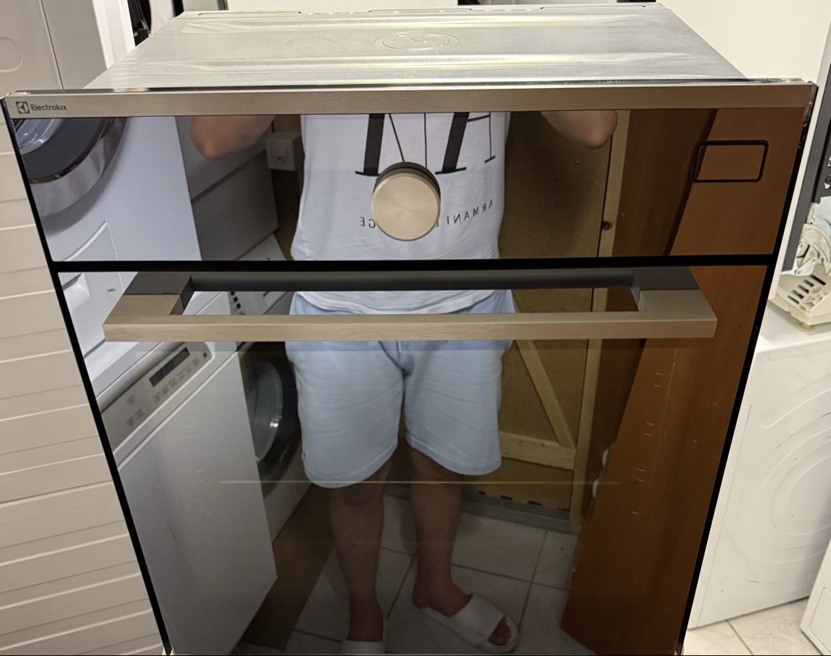 Electrolux Forni: Electrolux Combi Steamer 60 Cm A++ EU Norm Bj:2022 – Nuovo (secondo la descrizione) da Kilchberg ZH venduto da Rei_9