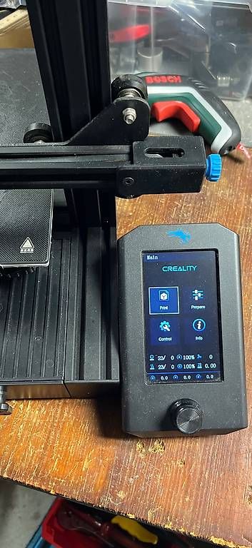 Imprimante 3D: Creality Ender-3 V2 3D-Drucker  Top-Zustand – D'occasion à Zeiningen par rot_2xls 2