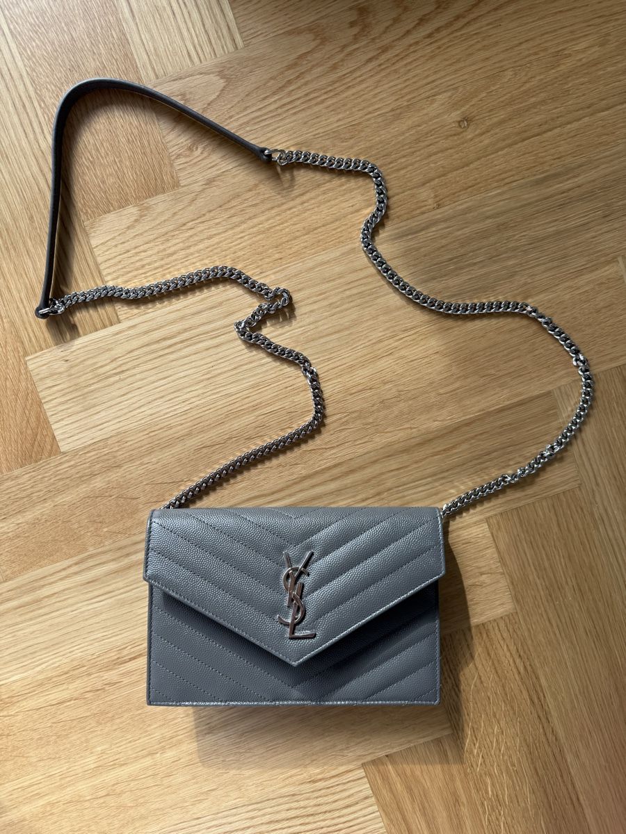Saint Laurent Borse da donna: Saint Laurent Bag – Nuovo (secondo la descrizione) da Zürich venduto da lmk_99