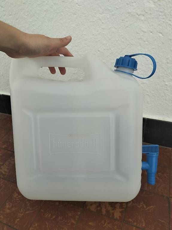 Serbatoi, Taniche & Tubi: Bidon à eau/jerrican – Usato da Vevey venduto da fra_fs8w 1