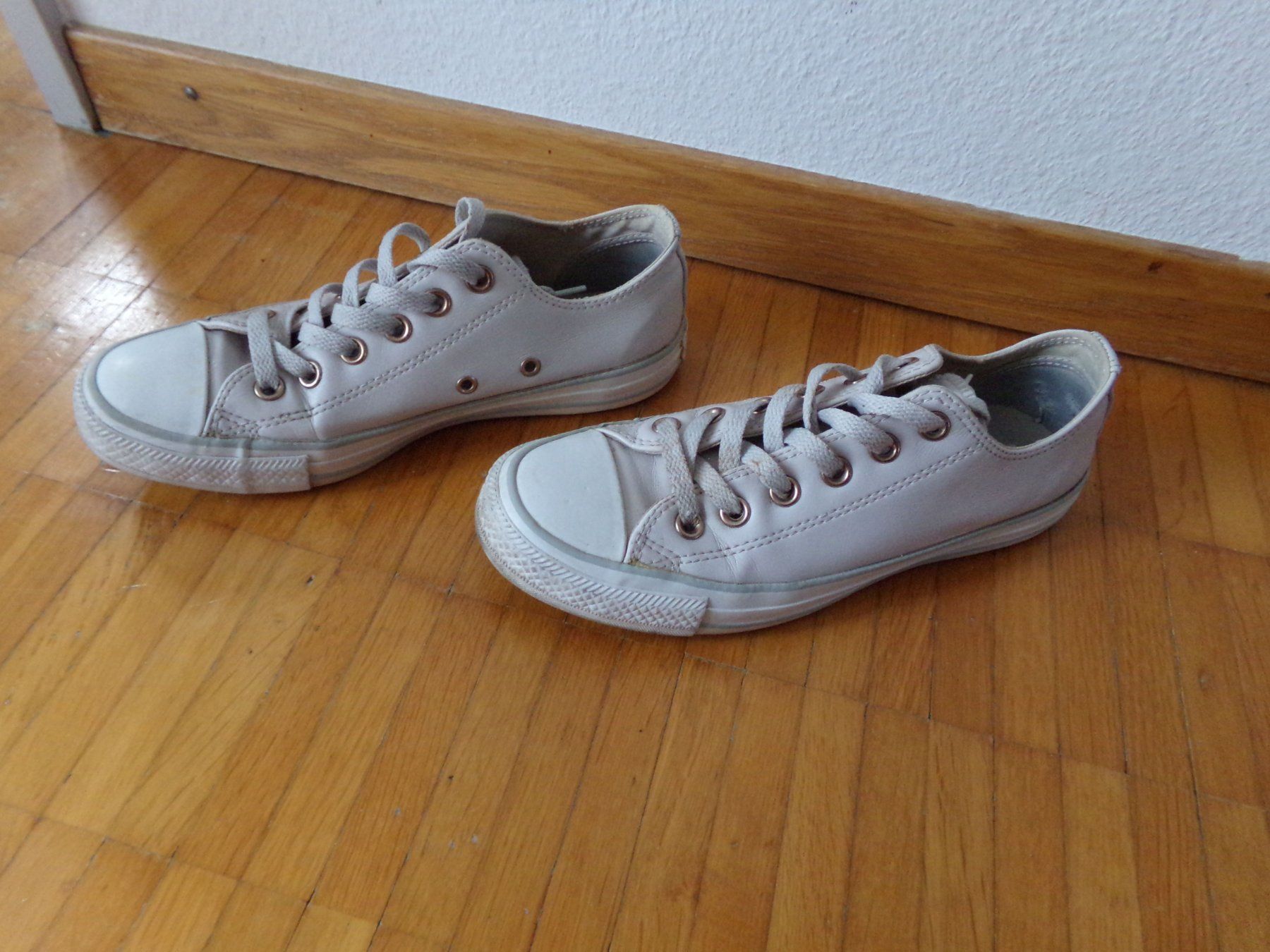 Converse Scarpe da donna: Damen Schuh beige  CONVERSE   Gr. 38 – Usato da Winterthur venduto da Jessi_di 1