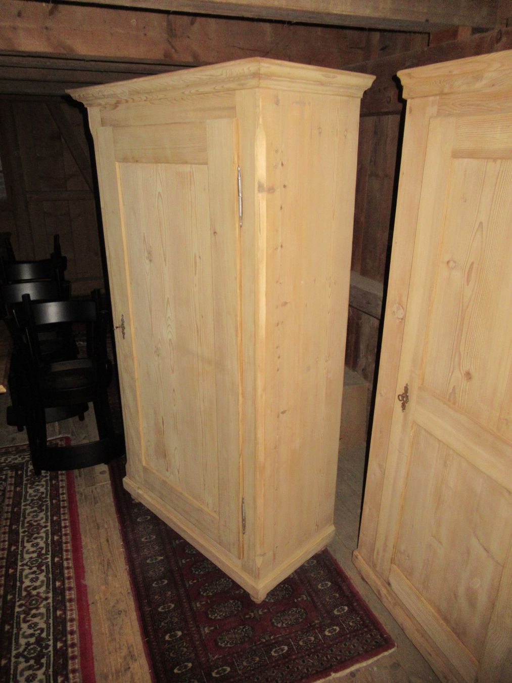 Armadi: Schrank (Tanne/182) – Usato da Berg SG venduto da Pizza58