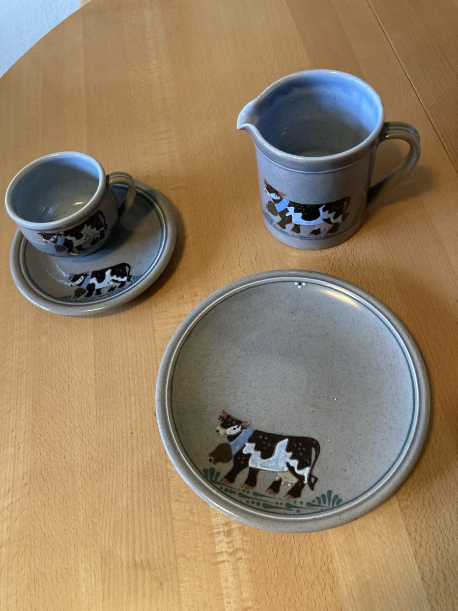 Services de table: Frühstück-Set, Steingut – D'occasion à Fribourg par ren_g8n9