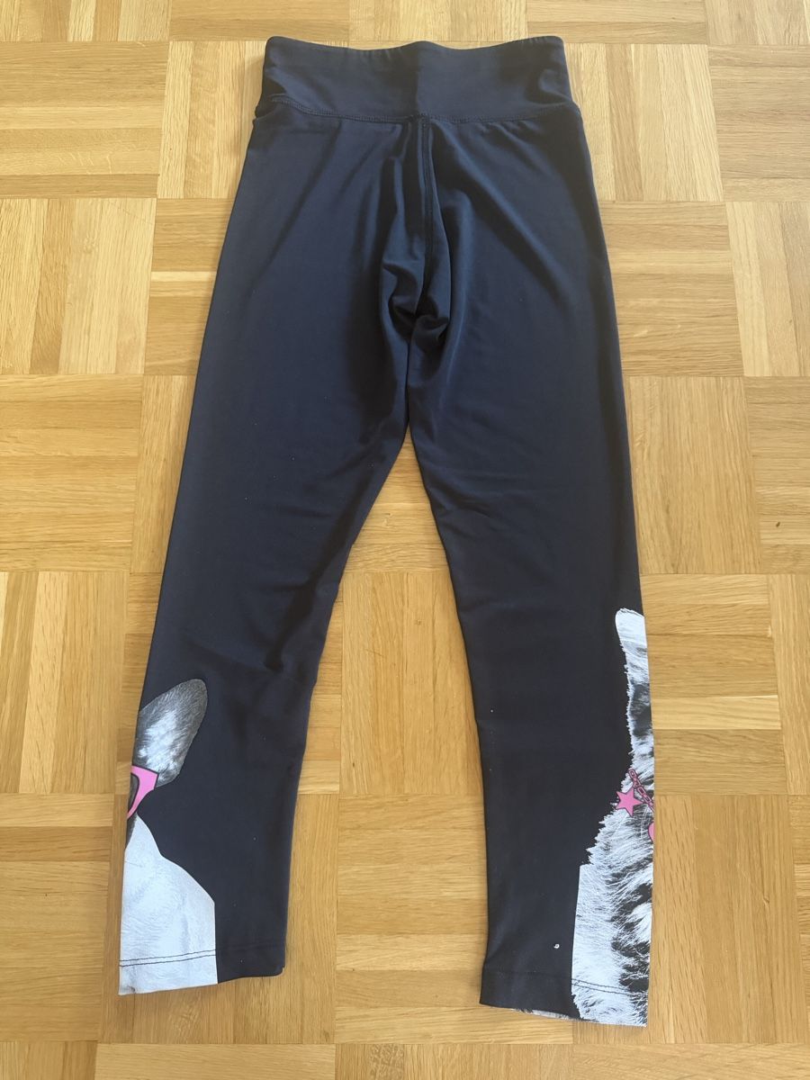 Collant & Leggings: Mädchen Leggings  Gr.  146 – Usato da Kilchberg ZH venduto da Von_dutch 1