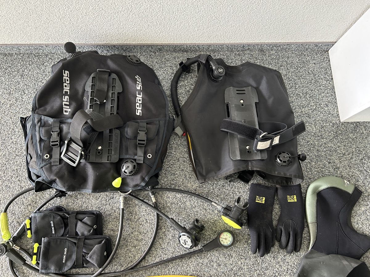 Mares Atemregler & Jackets: Tauch Set, 2 Jackets und 2 Lungenautomaten – Gebraucht aus Beatenberg von nonnkari 3