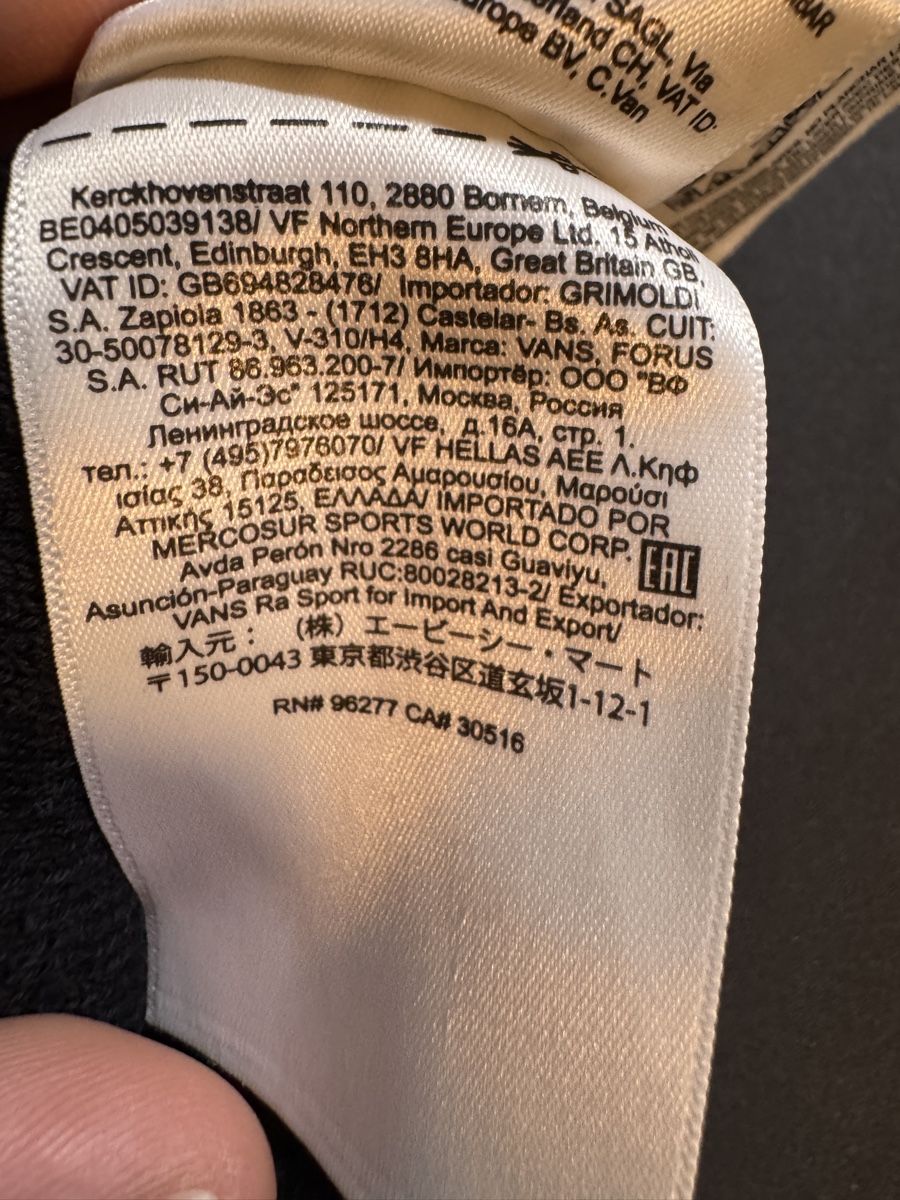 Maglioni & Felpe: Vans Pullover mit OnePiece Motiv – Usato da Biberist venduto da etesummer 6