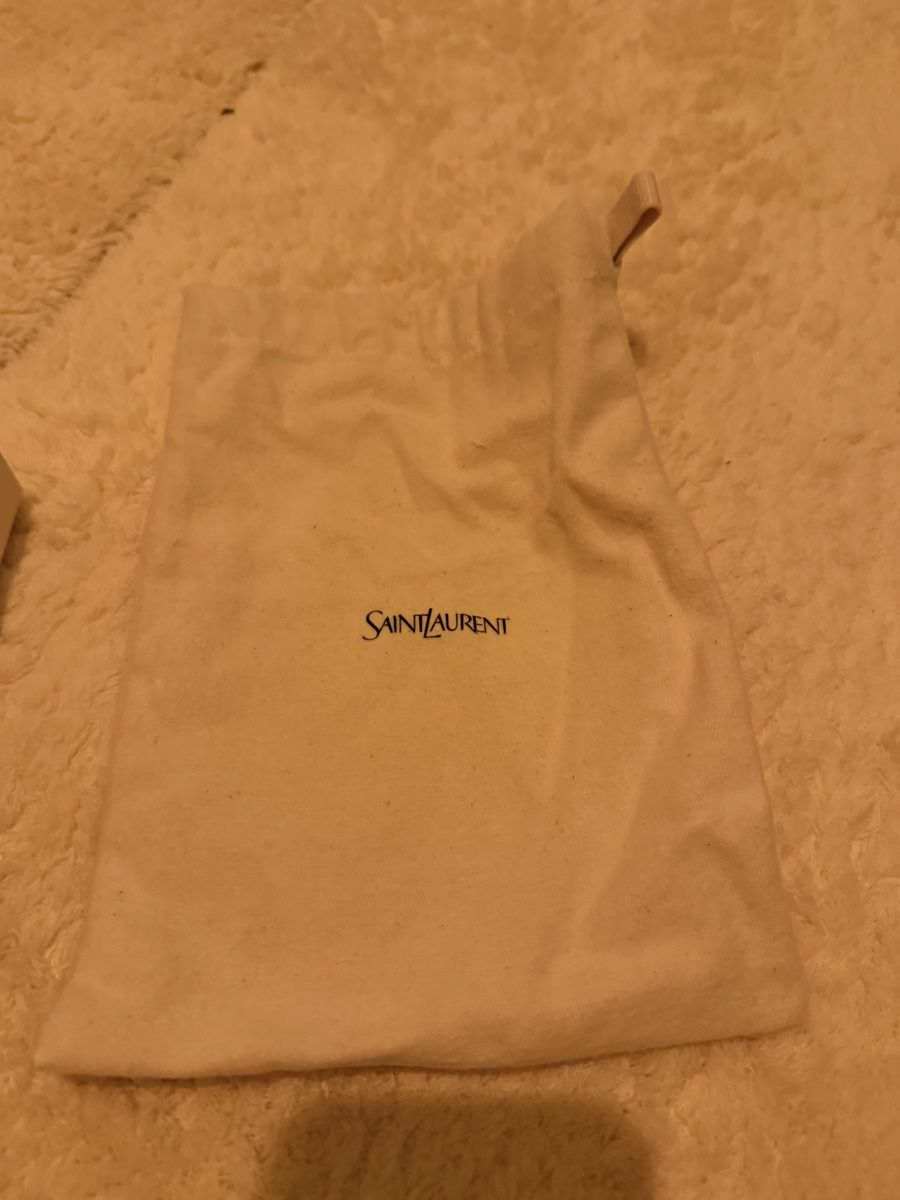 Saint Laurent Gürtel: Yves Saint Laurent Gurt – Gebraucht aus Ennetbürgen von elainelillyyy 3