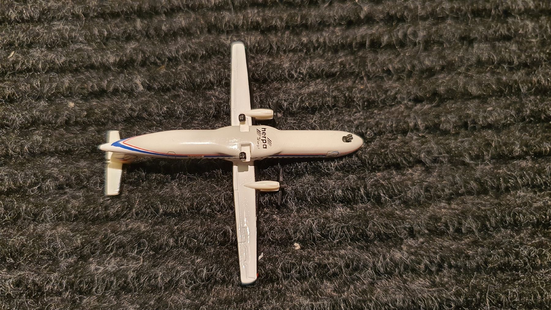 Herpa Kit di modellismo & Modellini statici: HERPA EUROWINGS ATR-72 – Usato da Männedorf venduto da Modellbau-wyss 4