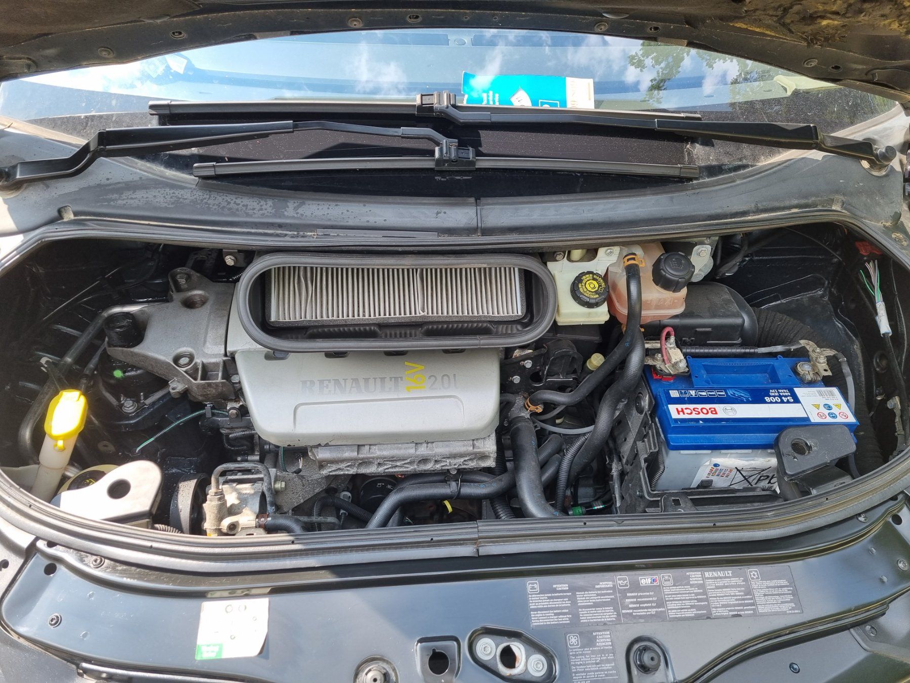Renault Autos: Renault espace 2.0 16v ohne MFK, mit AHK – Défectueux à Wädenswil par dubida 1