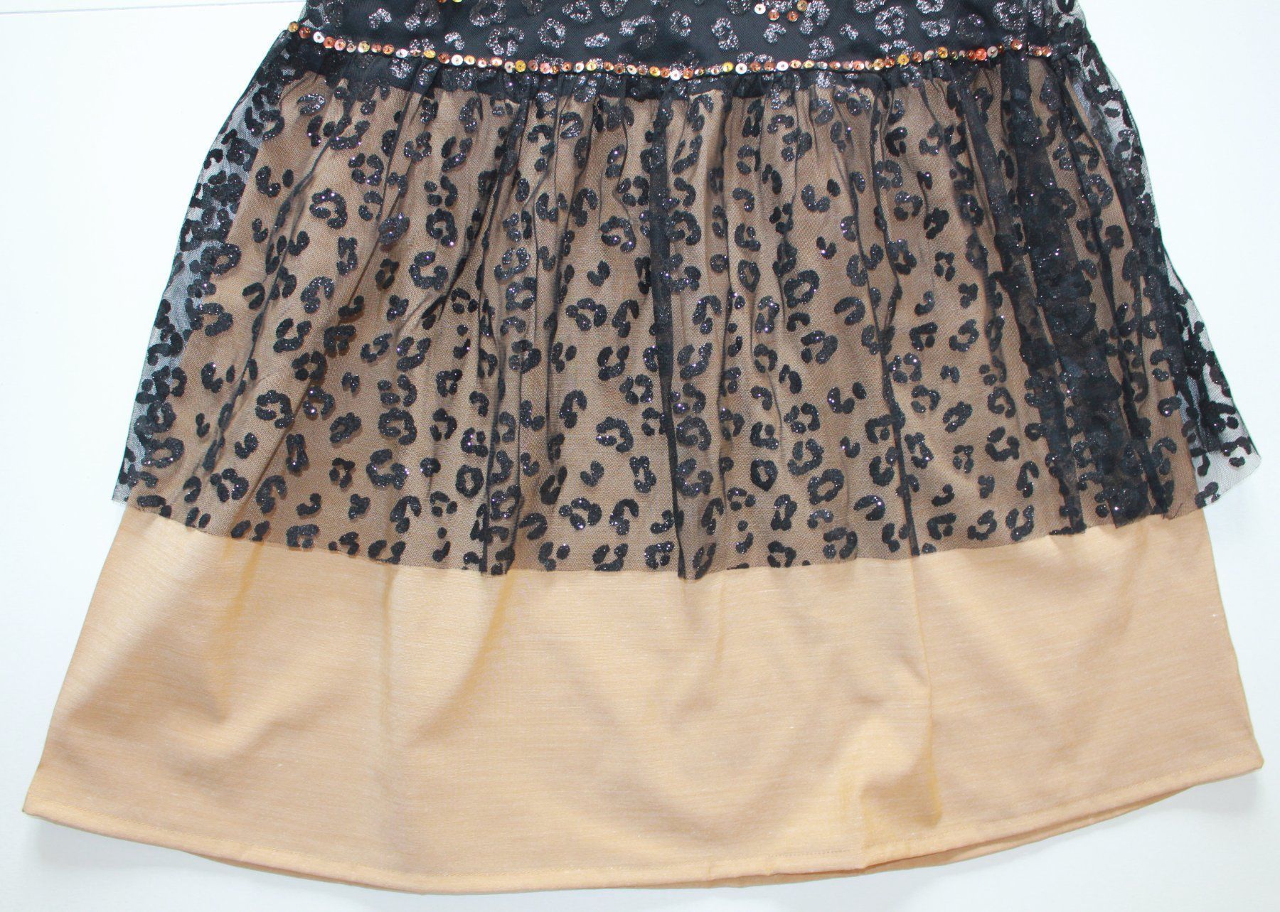 Costumi: Costume léopard / Leopard t. 8 - 10 ans – Usato da Peseux venduto da CoolShoping 4