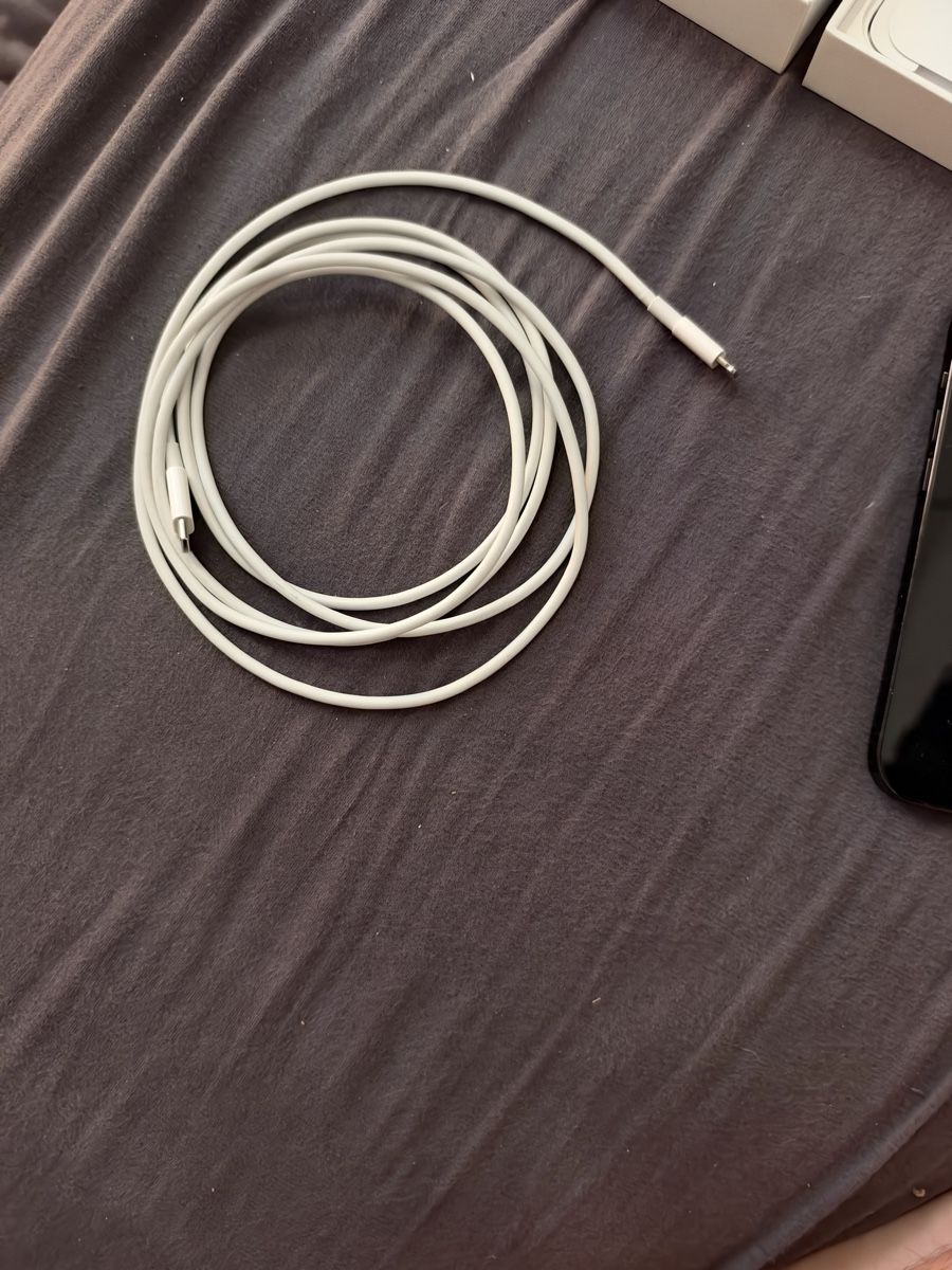 Apple Handys / Smartphones: Iphone 14 pro 128 GB mit hülle – Gebraucht aus Chur von Fetsil 2