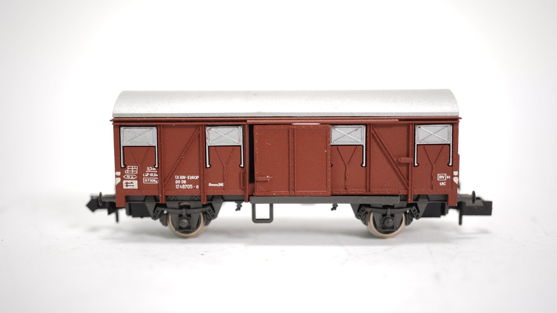 Rivarossi Modelleisenbahnen: e37 Spur N DB Güterwagen braun – Gebraucht aus Thun von evinka_gmbh 5