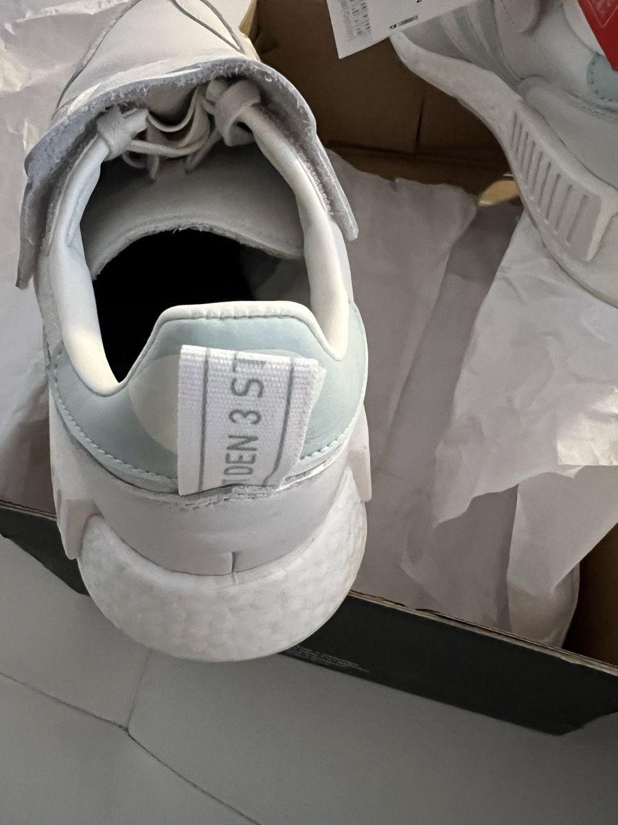 Adidas Scarpe da uomo: Adidas Micropacer XR1 Boost Size. 44 1/2 – Nuovo e nell'imballaggio originale da Uitikon Waldegg venduto da Almostheaven 2