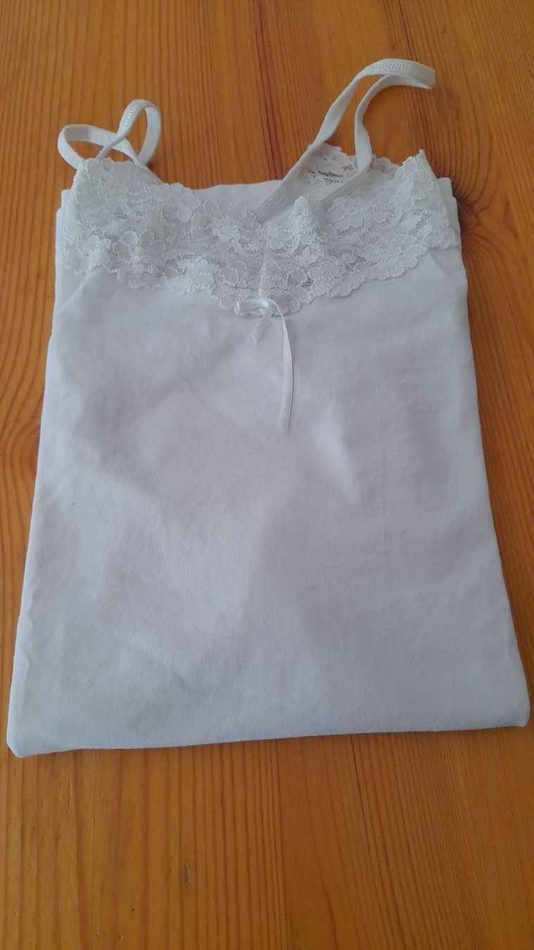 Altra biancheria intima: Damenunterhemd gr. 46-48 – Usato da Nesslau venduto da Churfirsten08