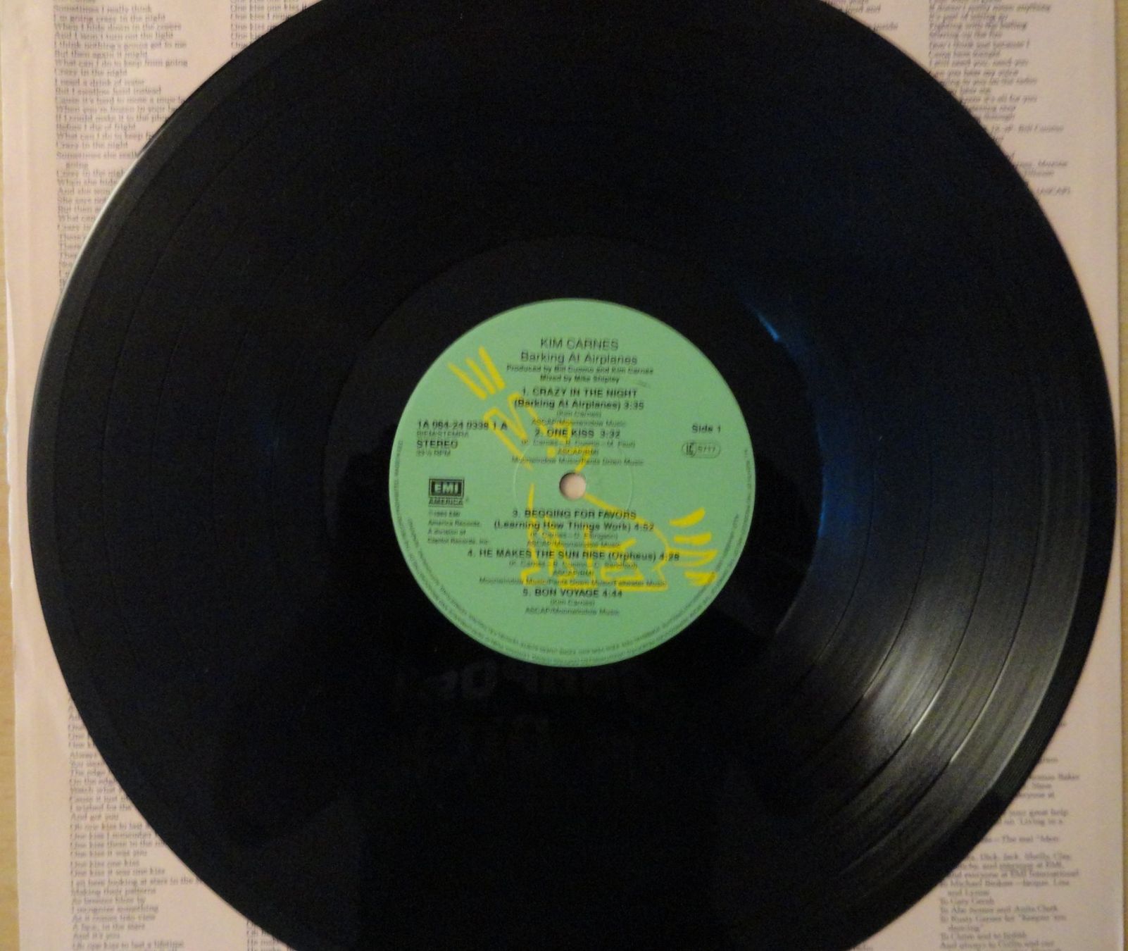 Dischi in vinile: KIM CARNES - Barking at Airplanes – Usato da Neftenbach venduto da Verk13 2