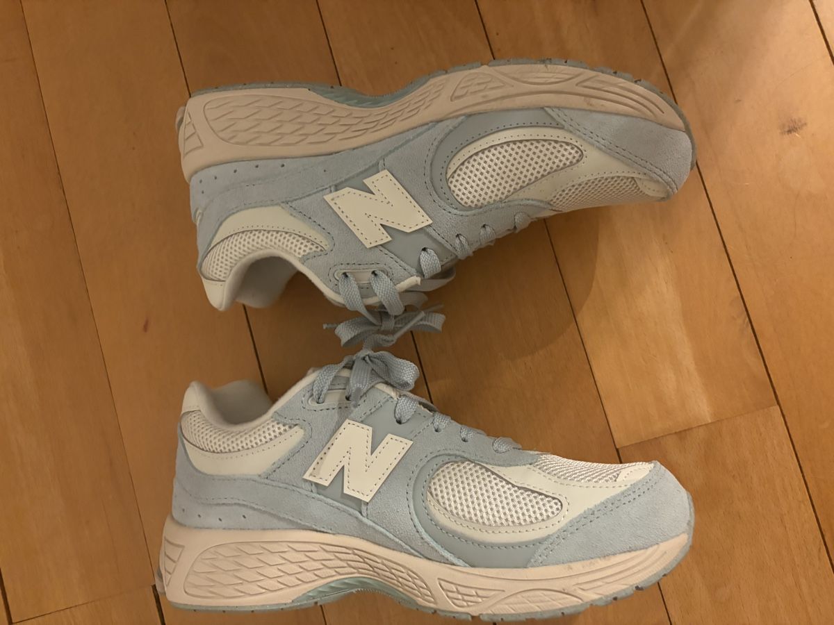 New Balance Scarpe da uomo: New Balance 2002R hellblau Grösse 37.5 Neu – Usato da Zürich venduto da 123456789juju 8