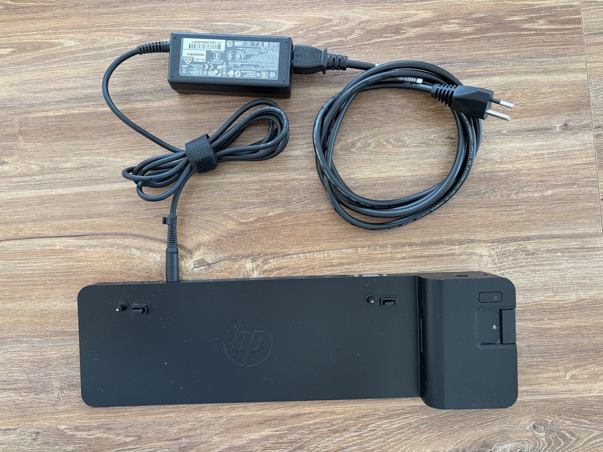 Hewlett Packard Docking station: HP 2013 UltraSlim Docking Station – D'occasion à Kloten par Ale-1994