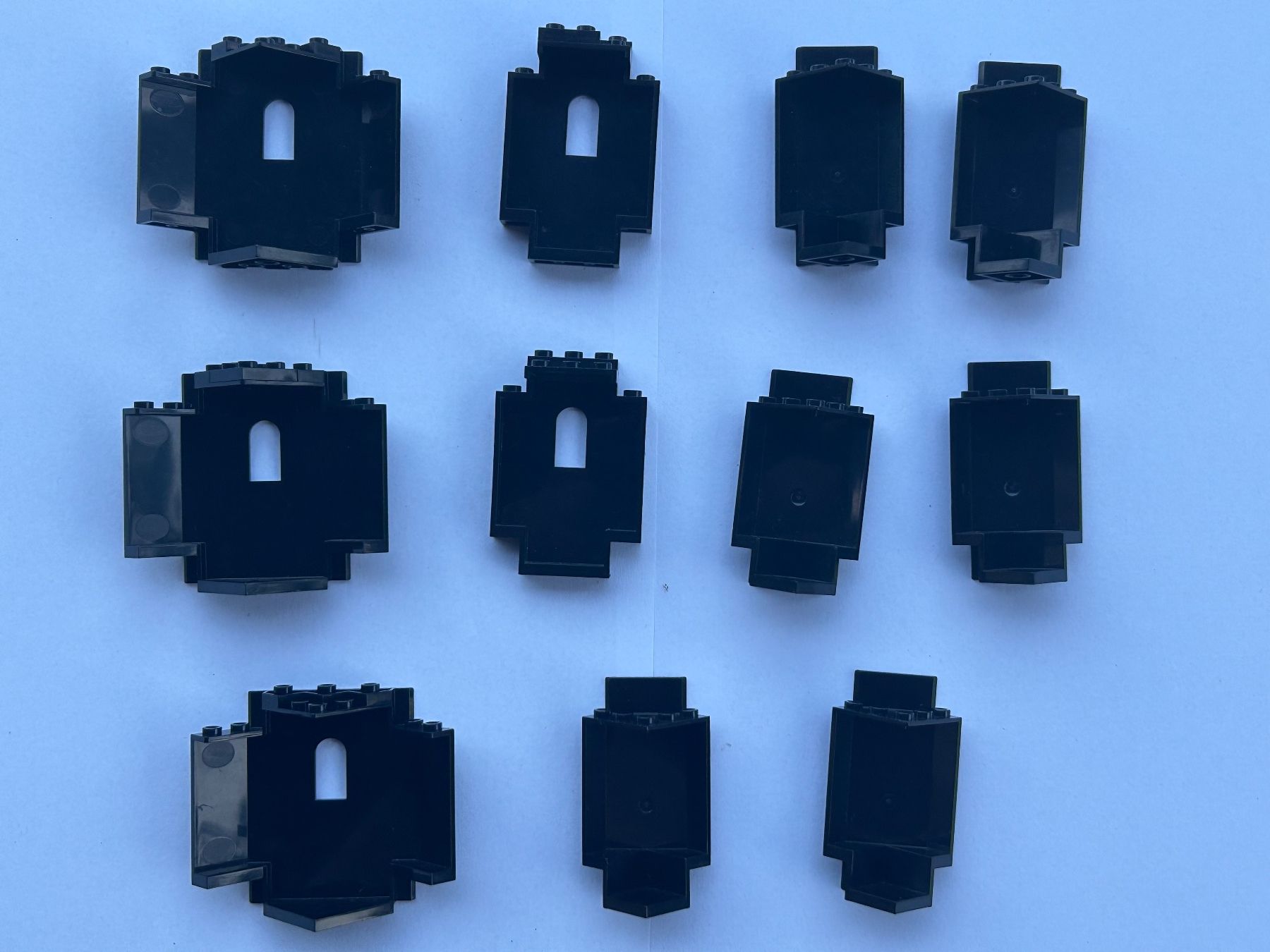 Lego Jeux de construction: Lego - lot de murs noirs – D'occasion à Confignon par kar_7slz 1