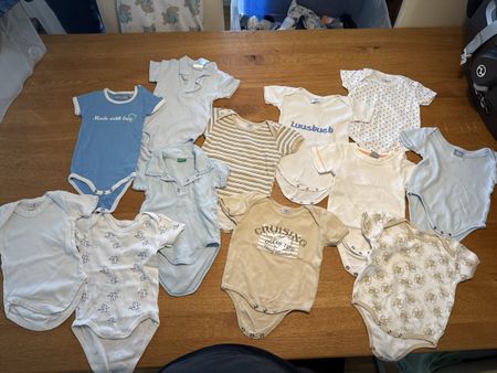 Bodies Gr. 62/68, 12 Stück, Sommer, Top Zustand!