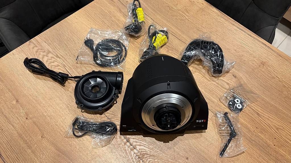 Controller: Thrustmaster T-GT II Servo Base – Usato da Schindellegi venduto da Reschech