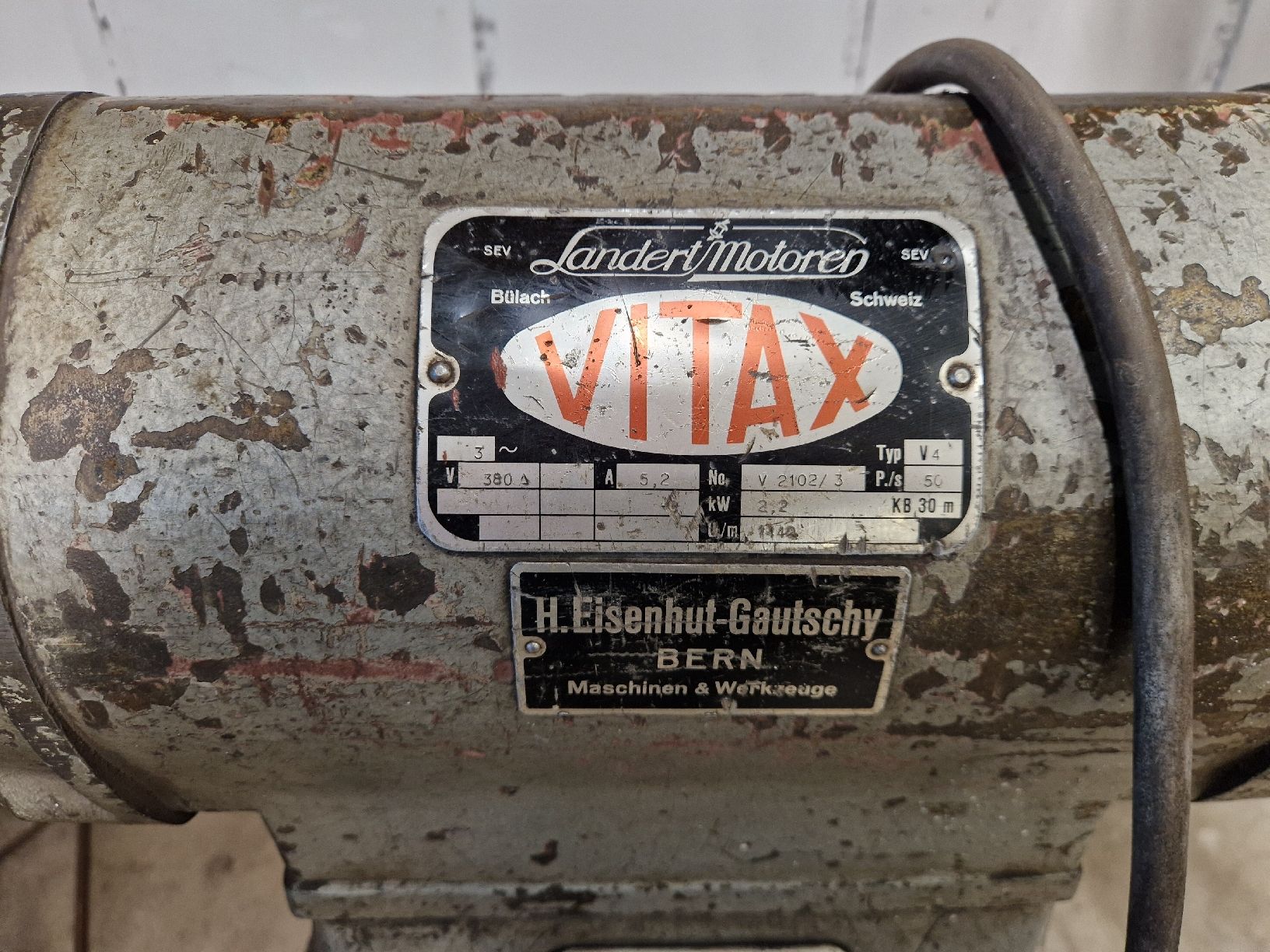 Vitax Tutte le macchine: Vitax Schleiffmaschine / Bandschleiffer – Usato da Herbligen venduto da and_q5hr 1