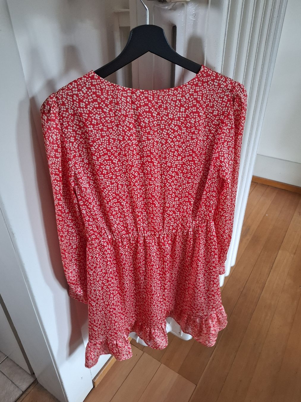 Mango Vestiti: Blumenkleid Mango – Usato da Muri b. Bern venduto da hos_qg29 4