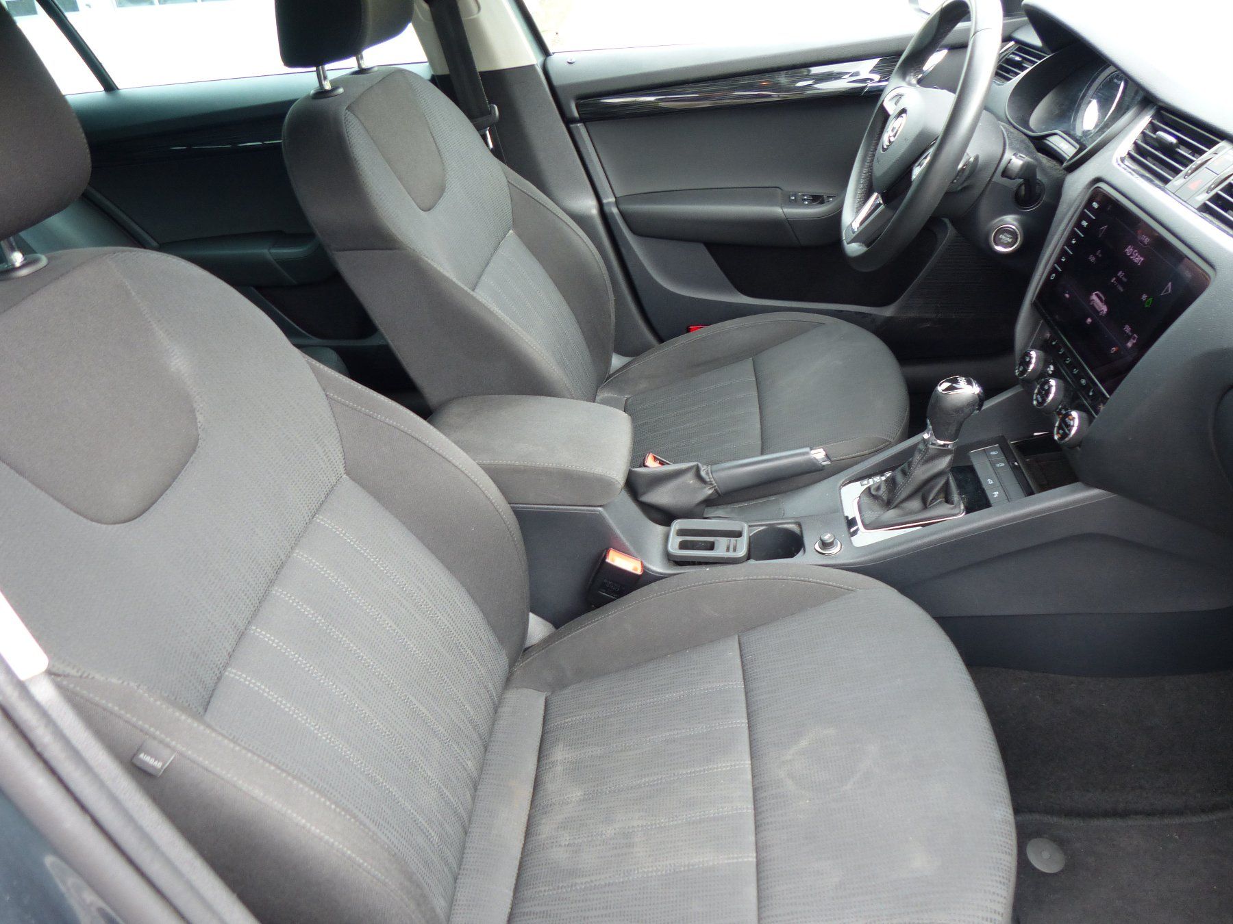 Skoda Automobili: Skoda Octavia 2.0 TDI – Usato da Edlibach venduto da dittli-automarkt 5