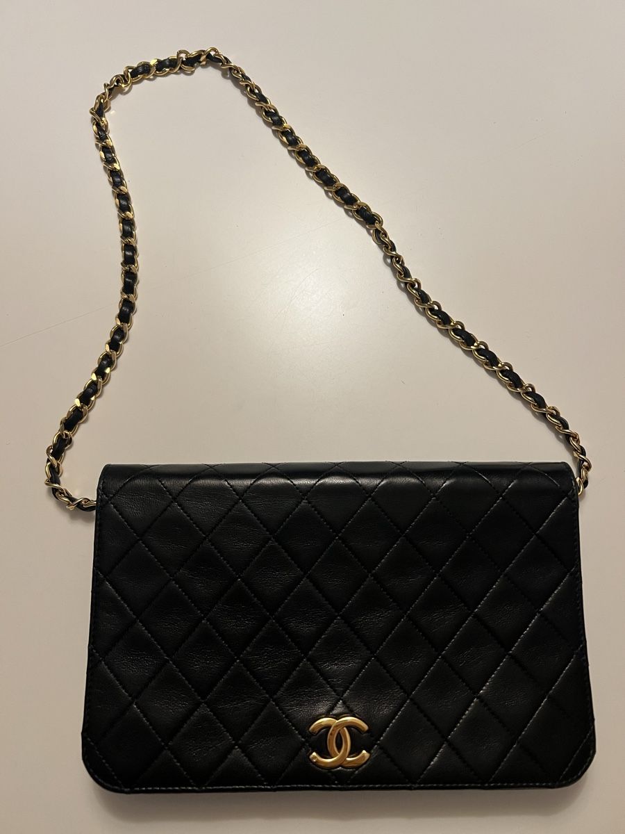 Borse da donna: Chanel Einwellig Flap Bag Lammleder – Usato da Erlenbach ZH venduto da Sinichi