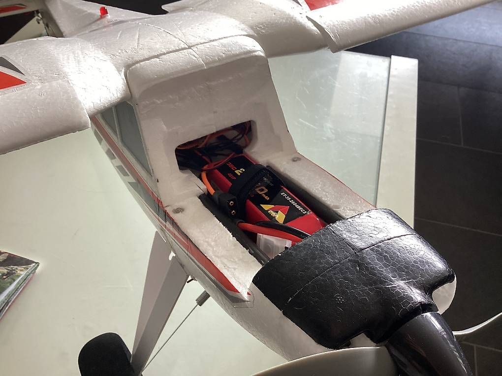 E-Flite RC Kits de montage: E-flite Night Timber X Modellflugzeug – D'occasion à Jegenstorf par Evolo 5