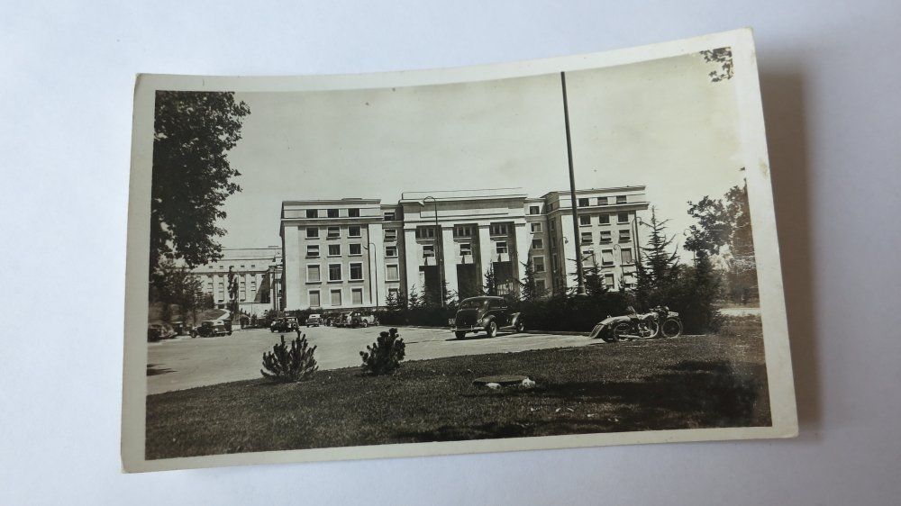 Cartoline postali: Geneve - Palais de la Societe des Nations - Oldtimer – Usato da Jona venduto da centumprata