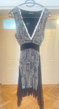 Bezauberndes Kleid von Ermanno Scervino