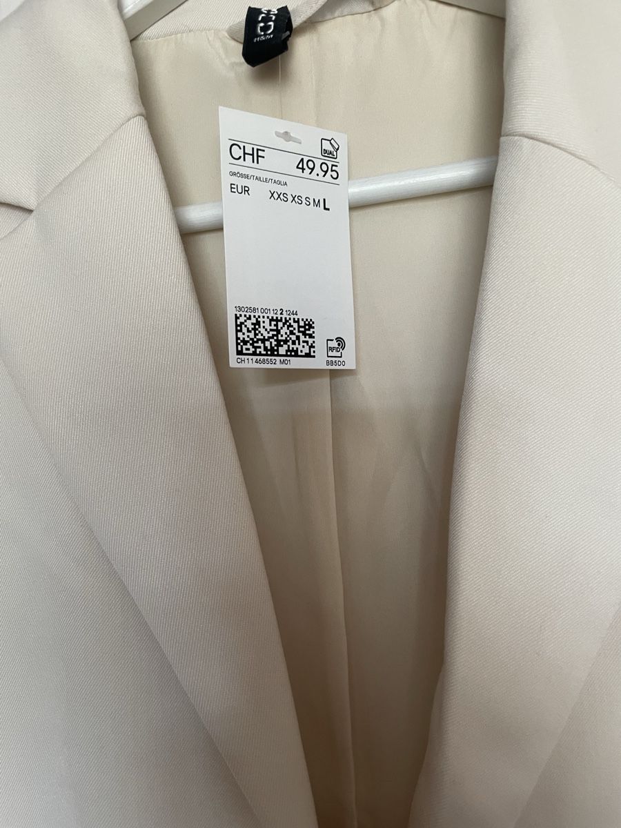 H&M Anzüge & Kostüme: Weisser Blazer zum Binden – Neu und originalverpackt aus Turgi von eiiinalem 1