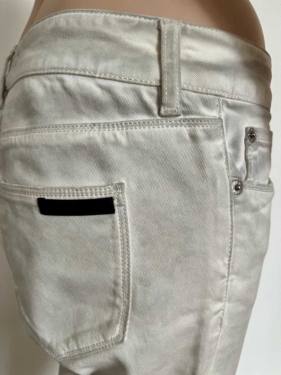 Prada Jeans: PRADA Jeans im dirty look, Grösse 25 – Gebraucht aus Bergdietikon von pinkerton13 4