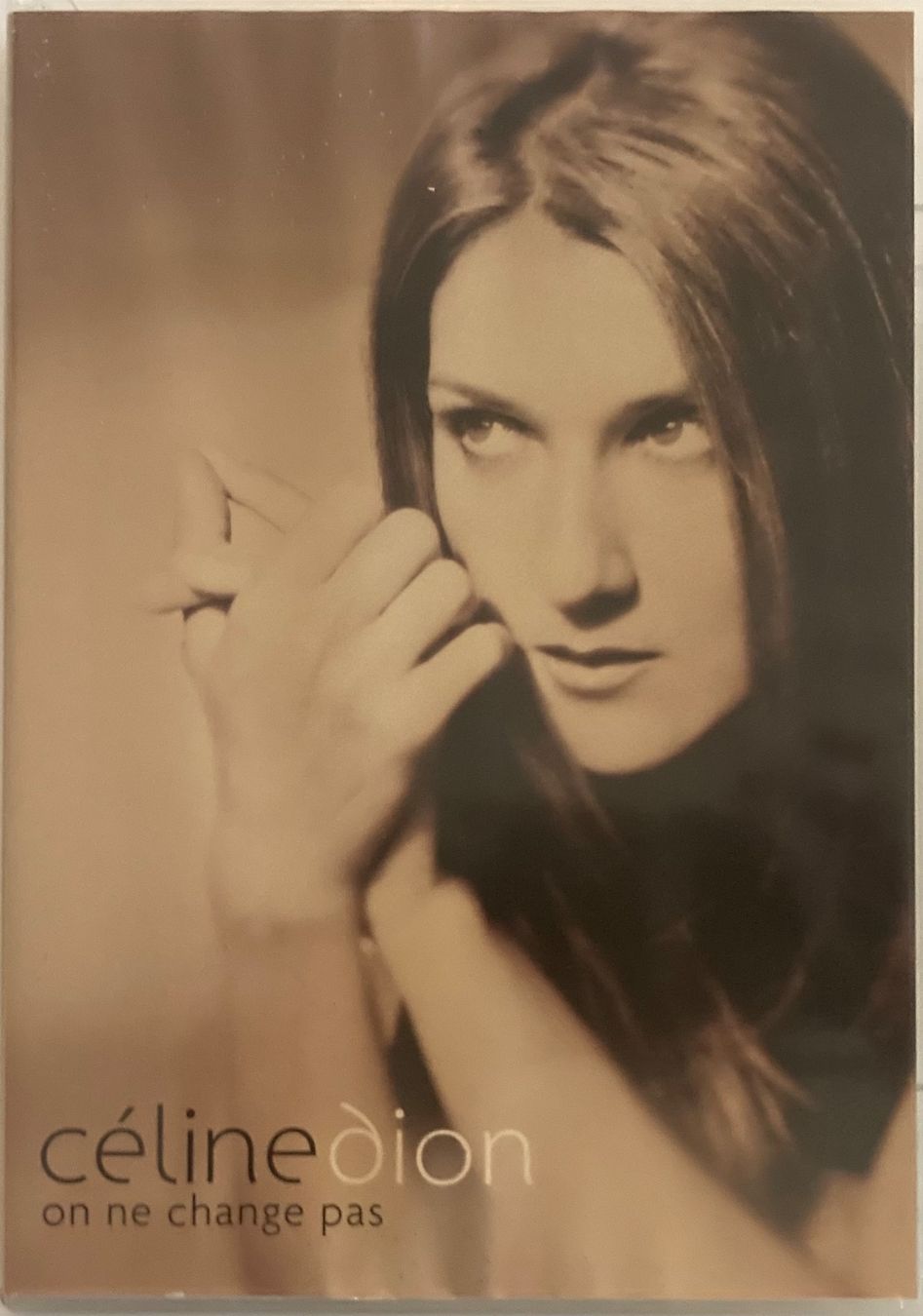 Tous les DVDs: CELINE DION - ON NE CHANGE PAS – D'occasion à Poliez-Pittet par Newtown-Records