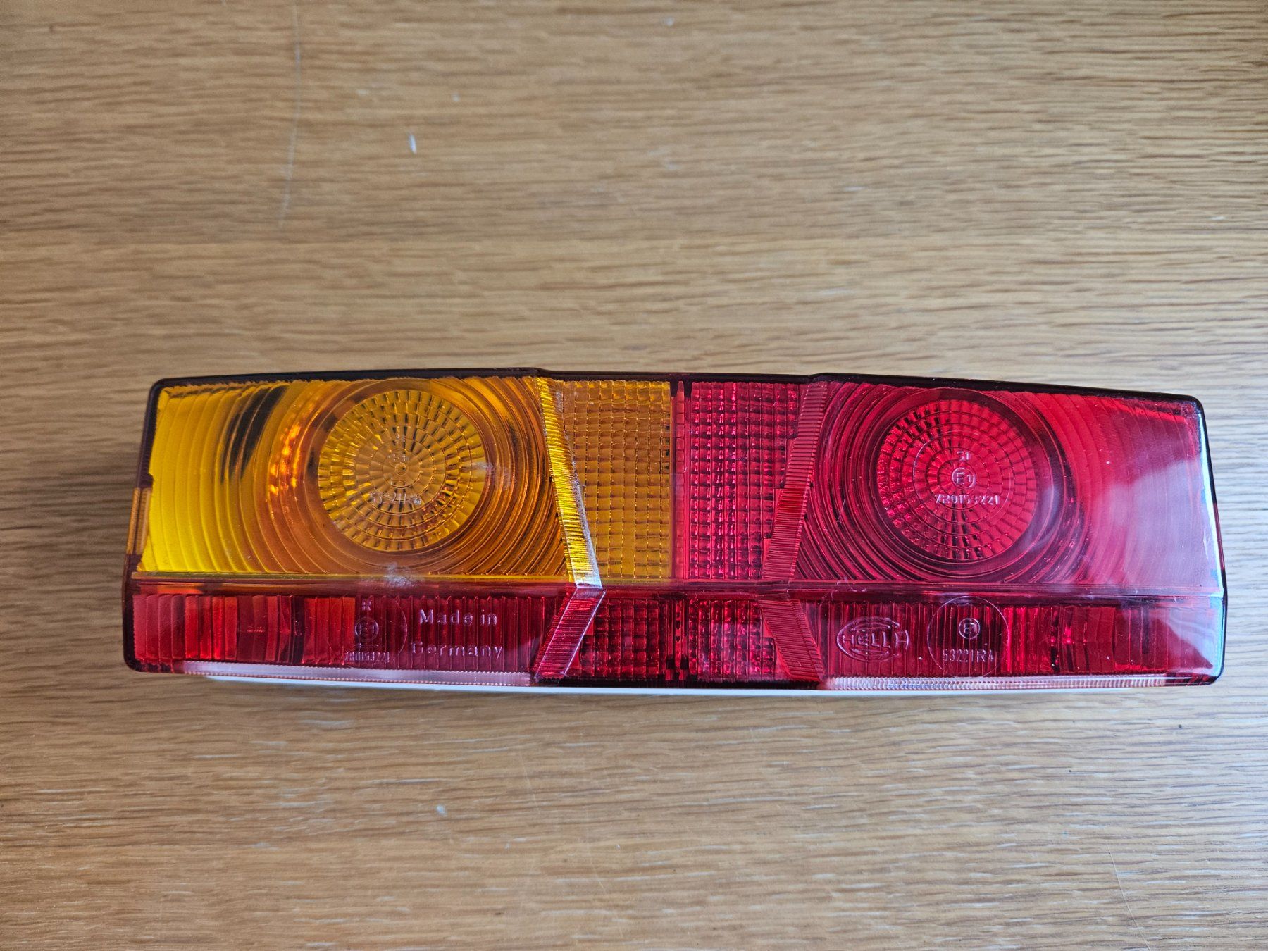 Anhängerersatzteile: HELLA Heckleuchte komplett für Wohnwagen oder Traktor links – Neu (gemäss Beschreibung) aus Marbach SG von Pinnie62