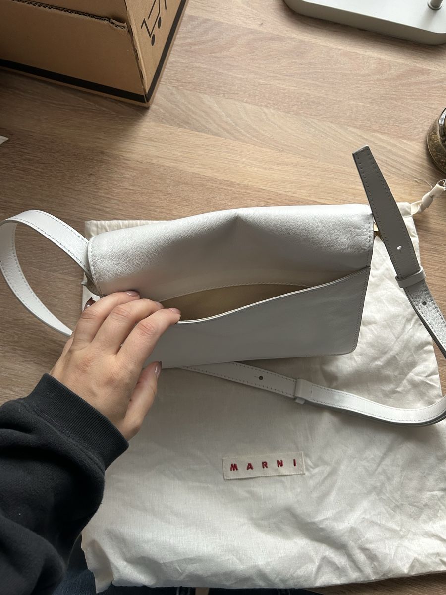 Marni Borse da donna: Marni Umhängetasche Leder, weiss – Usato da Andwil SG venduto da nin_y2zm 6