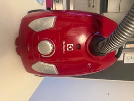 Aspirapolvere rosso Electrolux