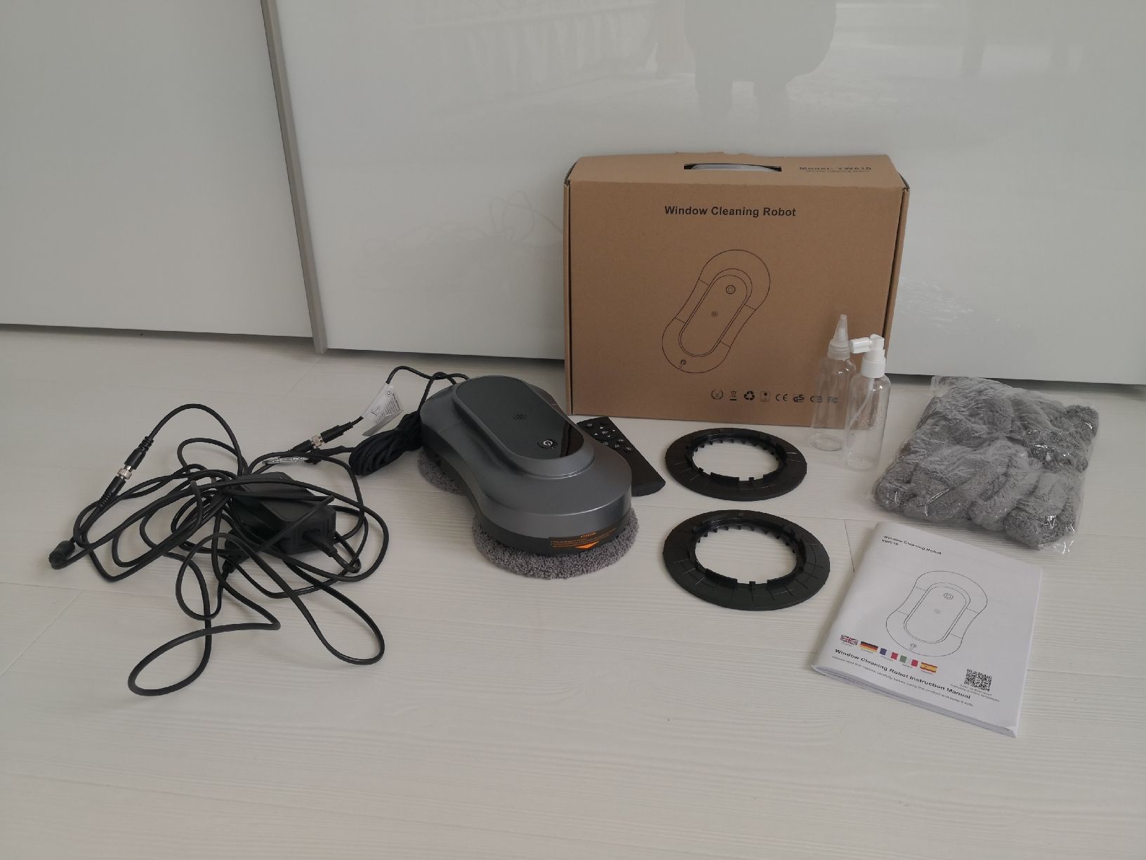 Altro per la casa: 🤩FENSTERPUTZ-ROBOTER NEU – Nuovo (secondo la descrizione) da Olten venduto da Naja-Twins-Twins 2