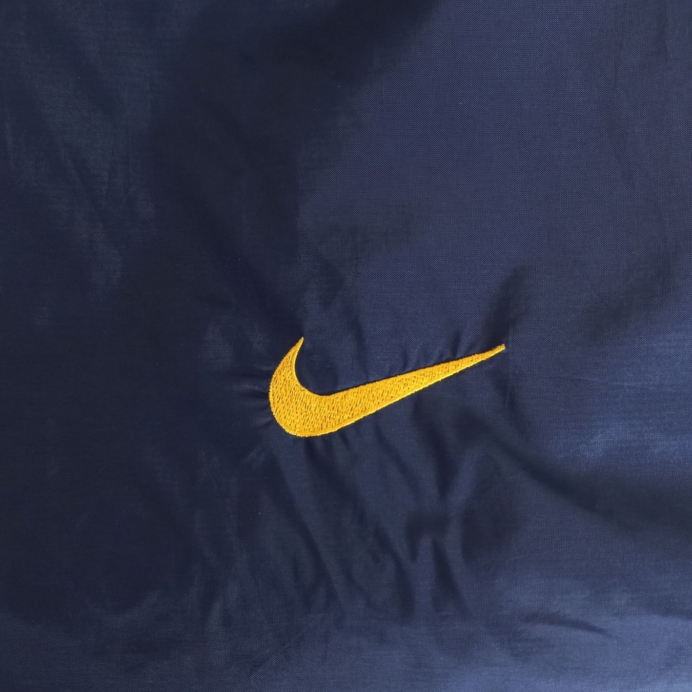 Nike Jacken: Vintage Nike Trackjacket (XL) – Gebraucht aus Chamoson von Sapoloshop 1