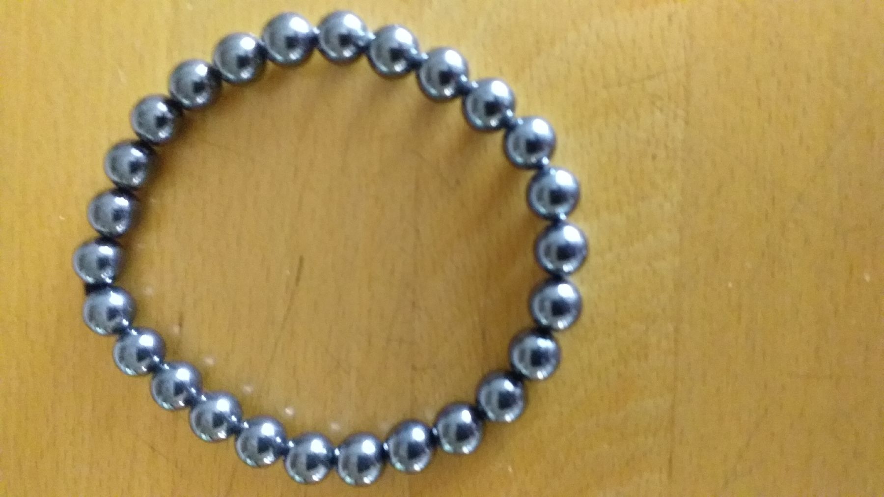 Bracciali & Braccialetti: Hämatit Armband – Nuovo e nell'imballaggio originale da Wünnewil venduto da 04Blume